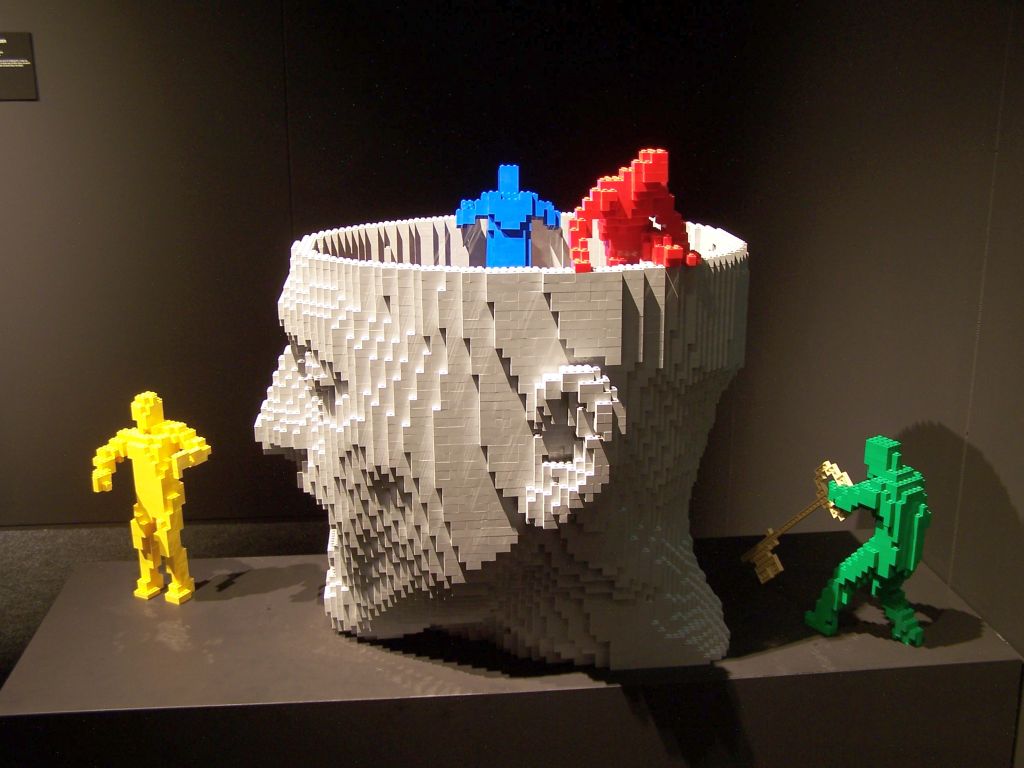2014-05-28-the-art-of-the-brick-amsterdam-086.jpg