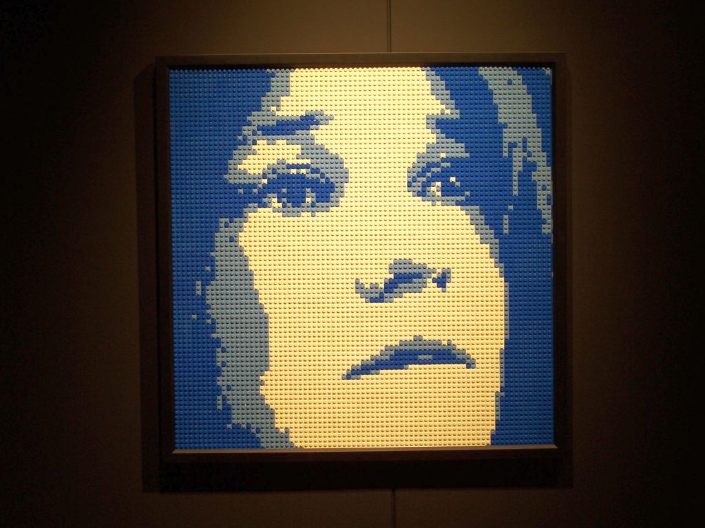 2014-05-28-the-art-of-the-brick-amsterdam-098.jpg