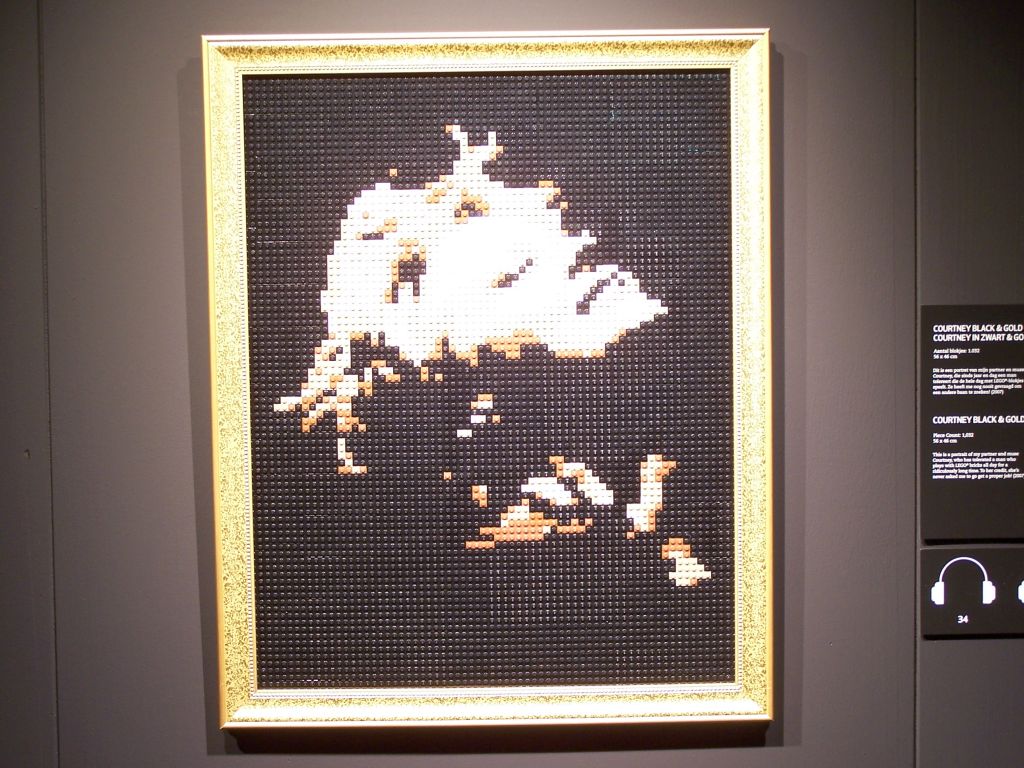 2014-05-28-the-art-of-the-brick-amsterdam-106.jpg