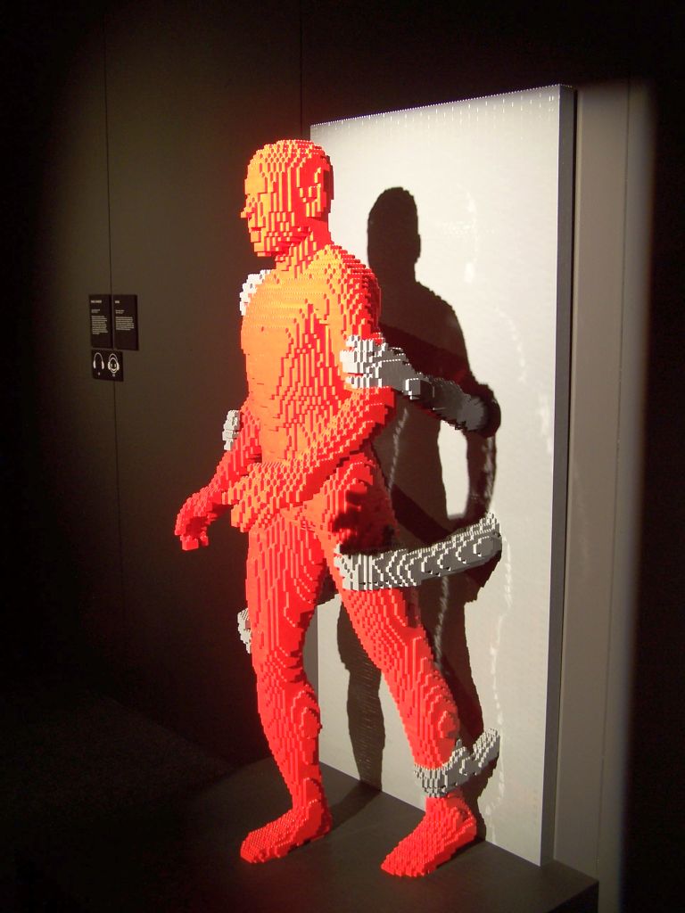 2014-05-28-the-art-of-the-brick-amsterdam-121.jpg