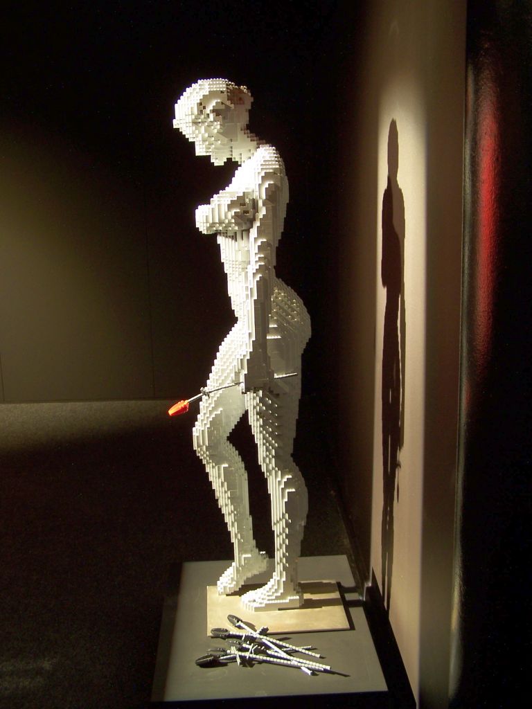 2014-05-28-the-art-of-the-brick-amsterdam-126.jpg
