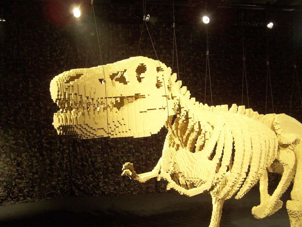 2014-05-28-the-art-of-the-brick-amsterdam-131.jpg