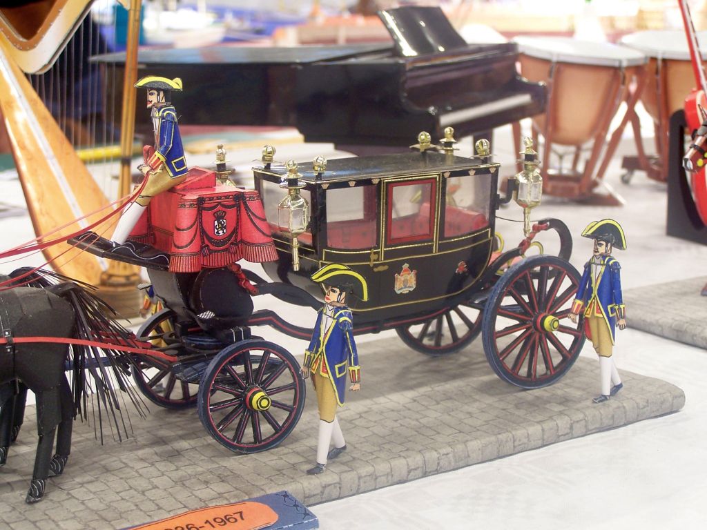 2015-02-21-papercraft-003.jpg