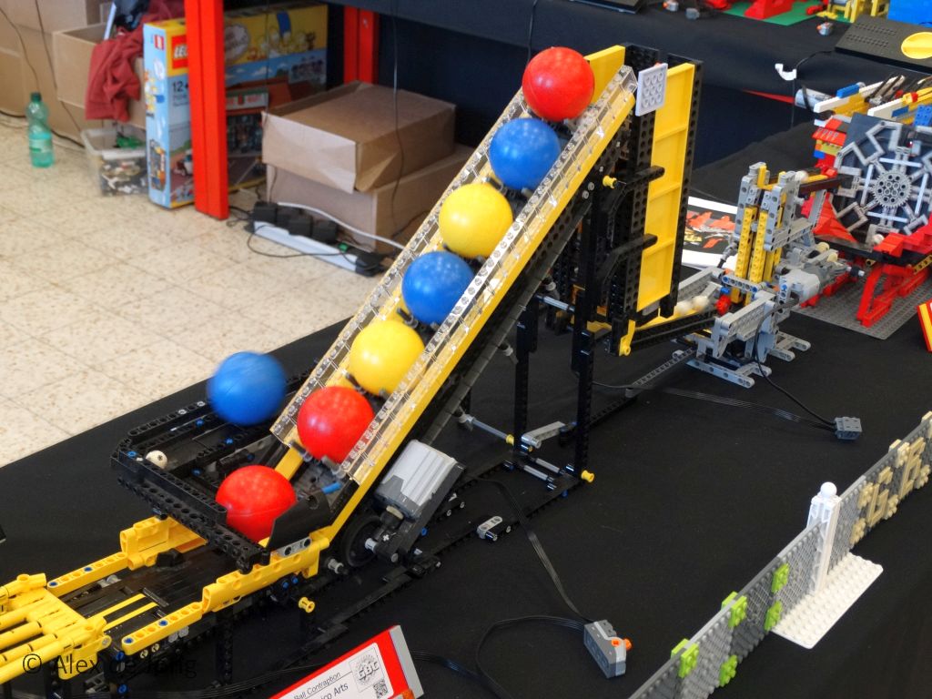 2015-08-29-belug-brickmania-helchteren-078.jpg
