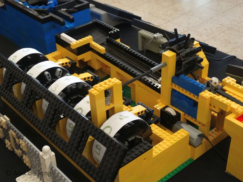 2015-08-29-belug-brickmania-helchteren-083.jpg