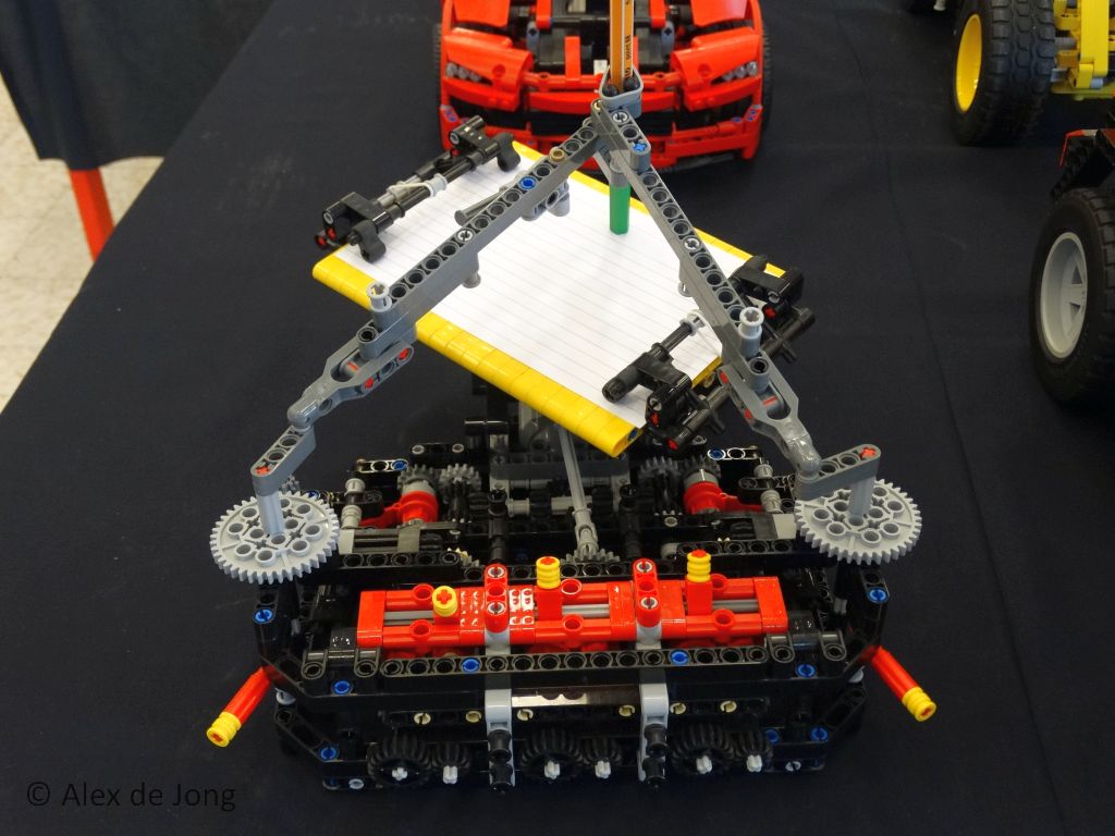 2015-08-29-belug-brickmania-helchteren-096.jpg