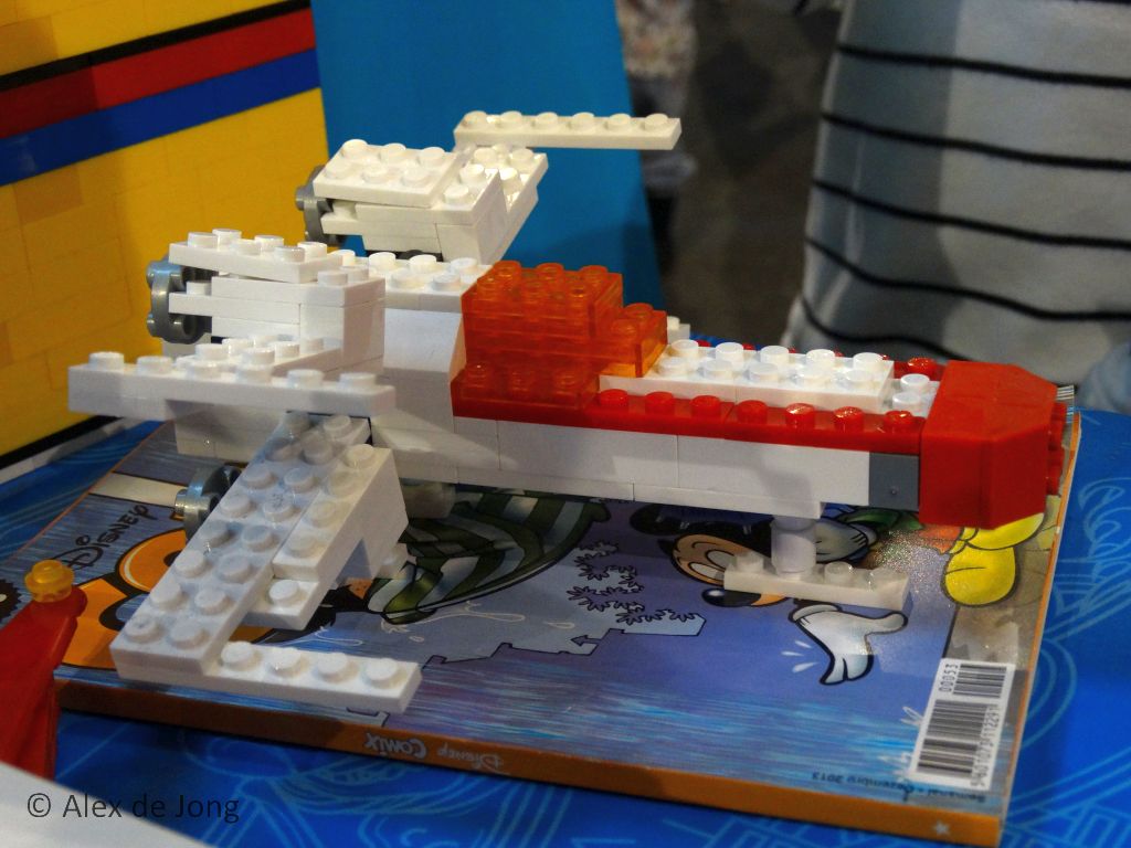 046-new_moc_megabloks_star_wars_x-wing.jpg