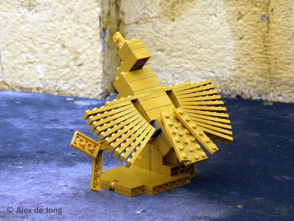052-new_moc_megabloks_golden_bird.jpg
