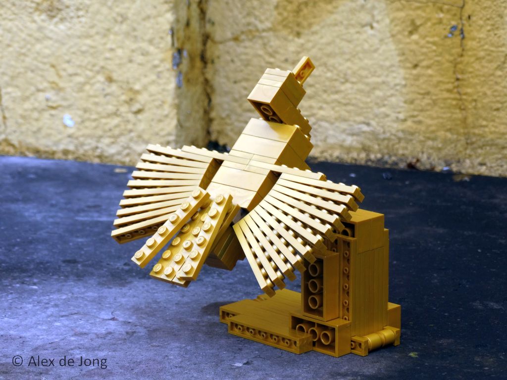 054-new_moc_megabloks_golden_bird.jpg