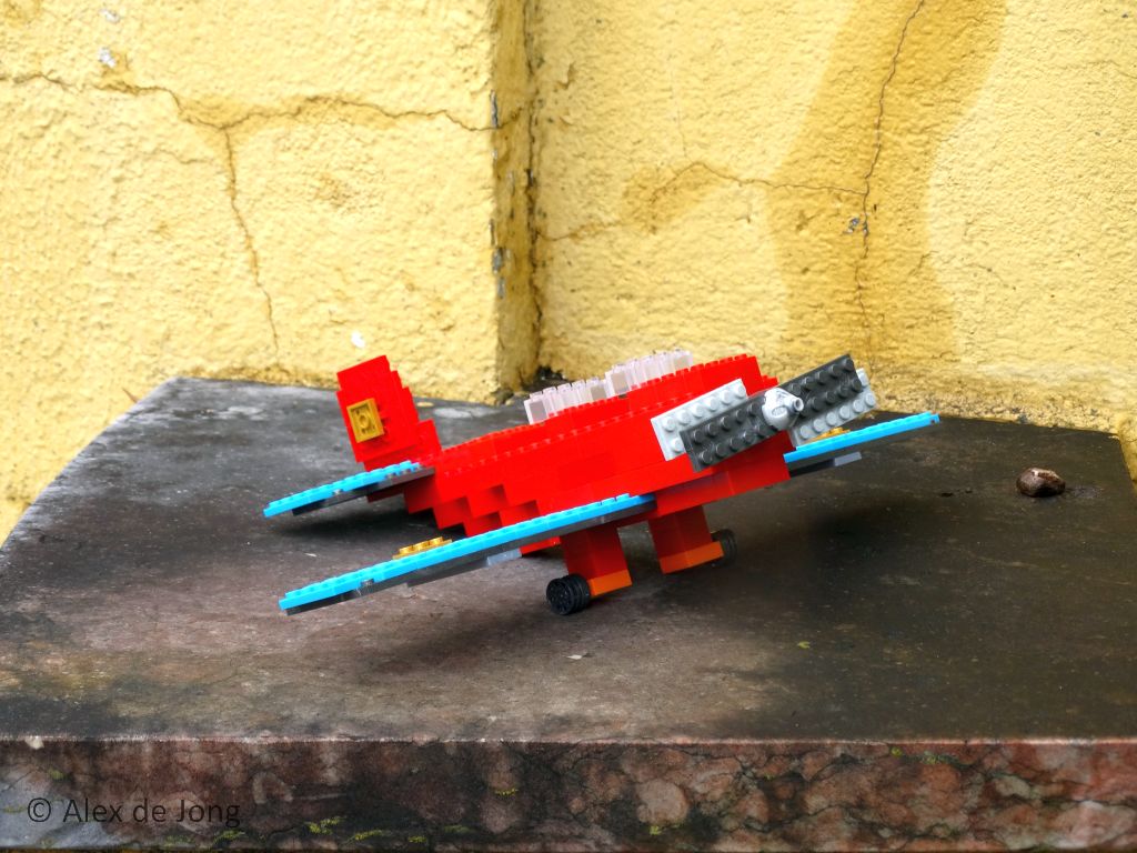075-new_moc_megabloks_airplane.jpg