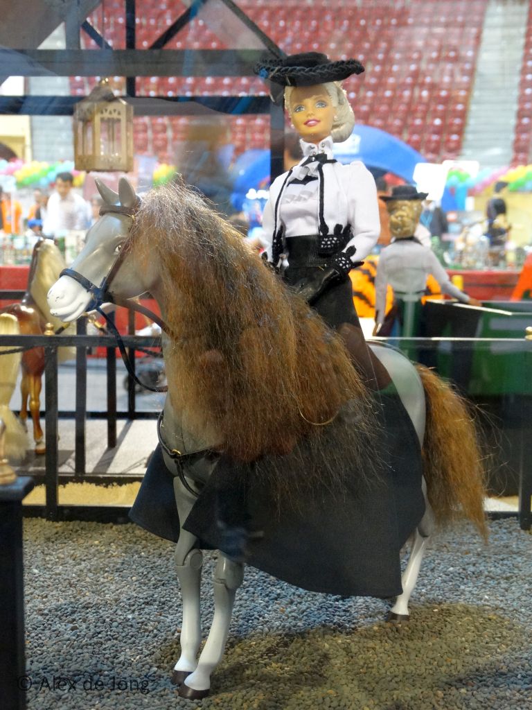014-barbie.jpg