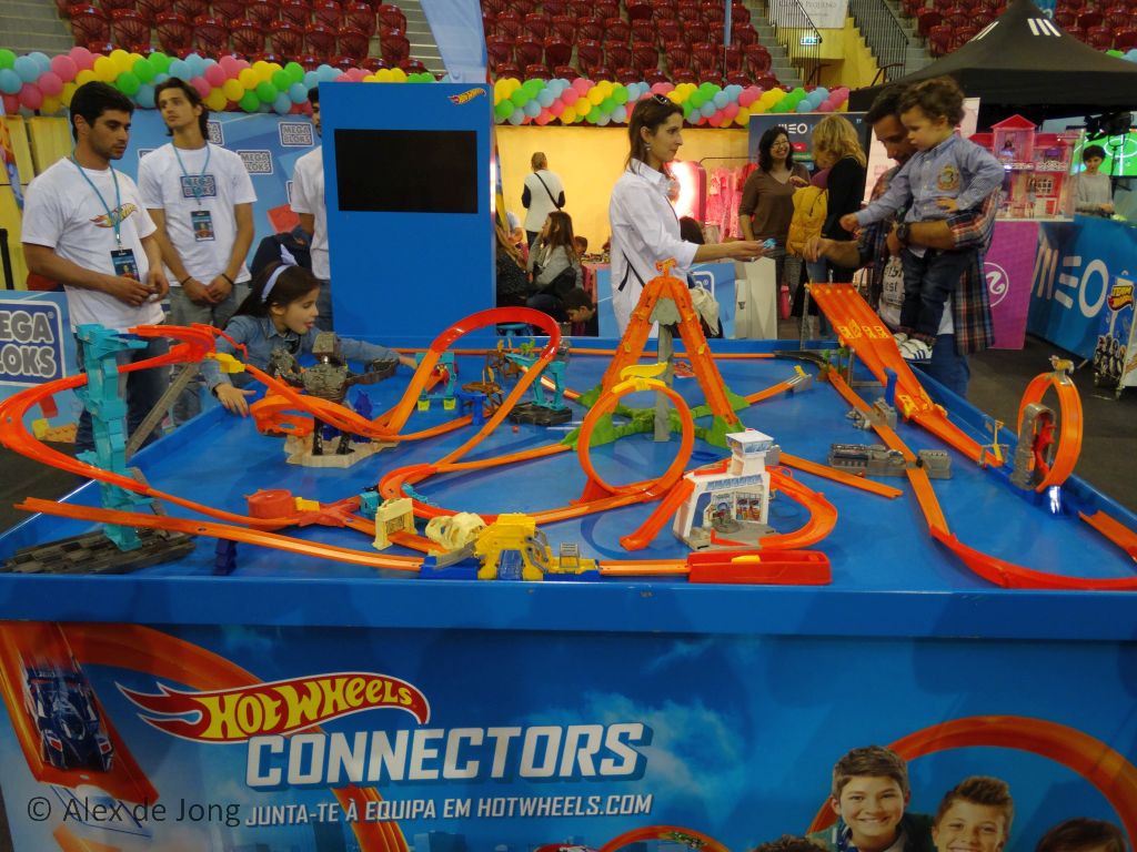001-hot-wheels.jpg