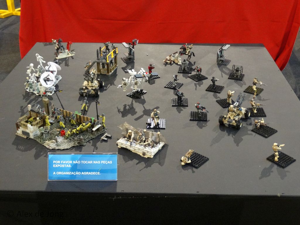 001-megabloks.jpg