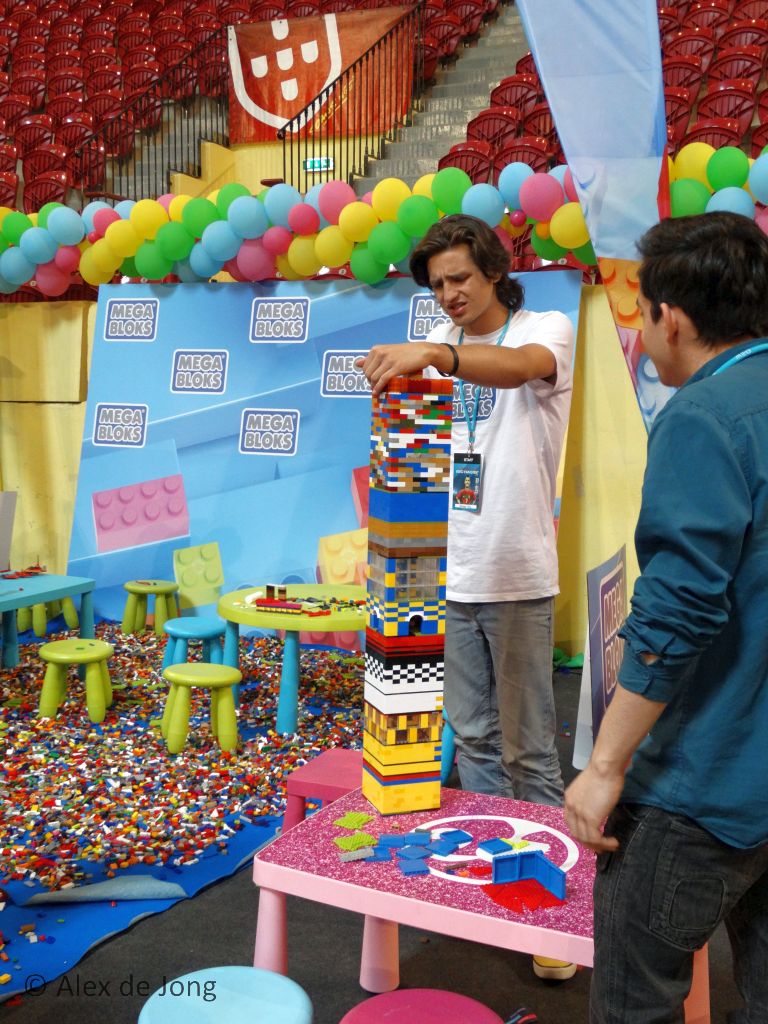032-megabloks.jpg