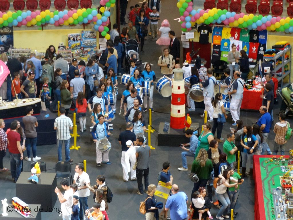 001-parade.jpg