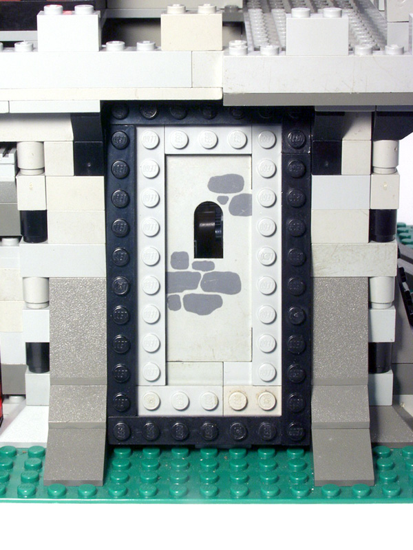 wall_small.jpg