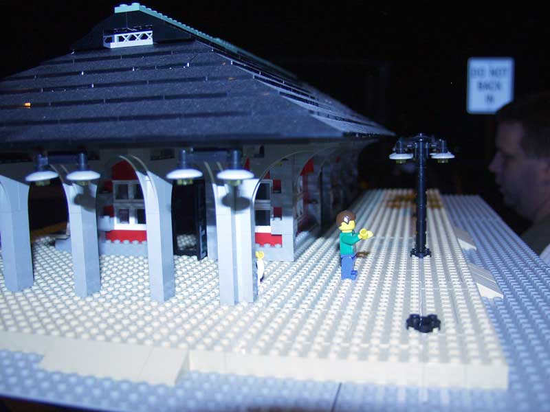 train_station_context.jpg