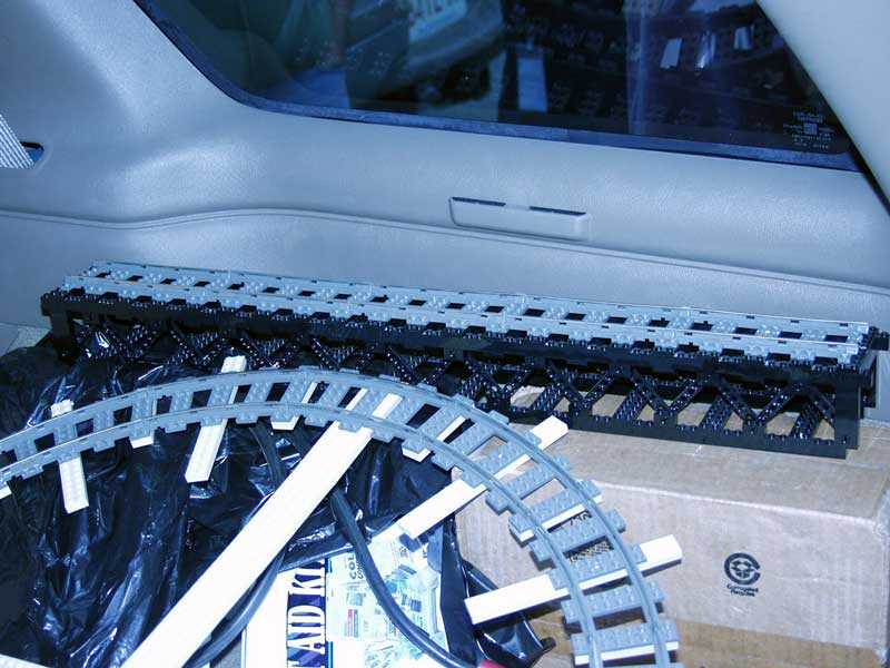 truss_in_background.jpg