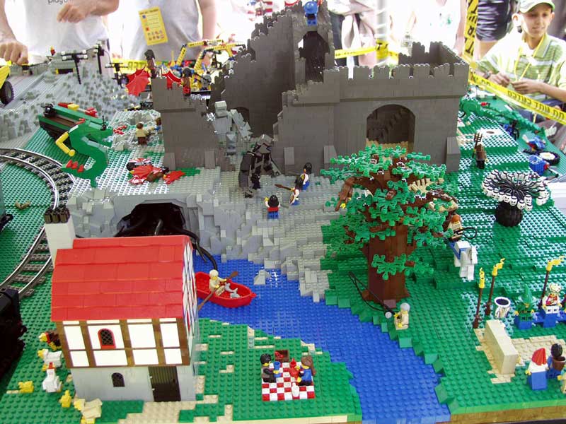 castle_diarama.jpg