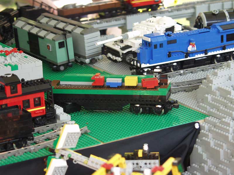 train_traincar.jpg