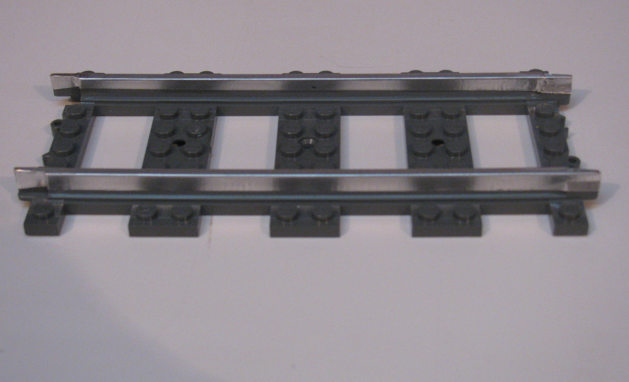 metallized_train_track_5.jpg