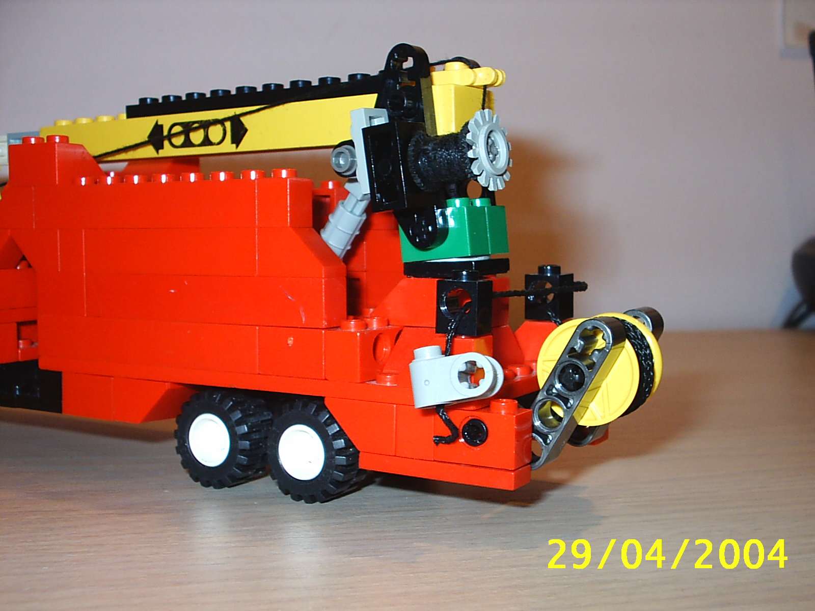 s2010002.jpg