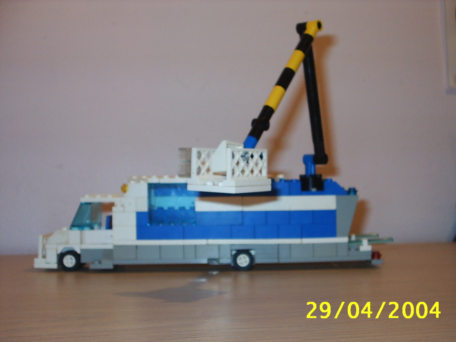 s2010011.jpg
