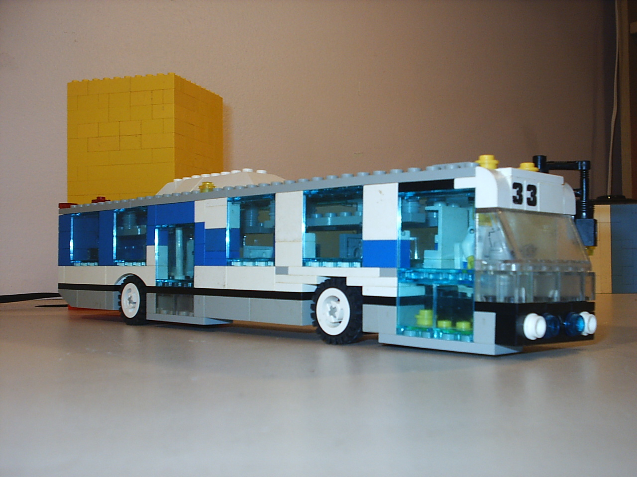 s2010002.jpg