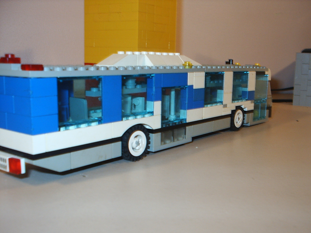 s2010005.jpg