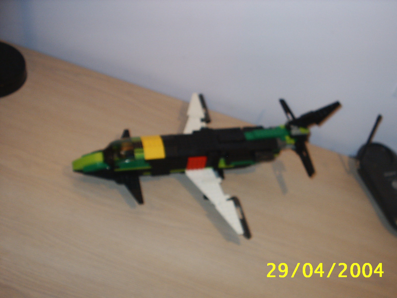 s2010001.jpg