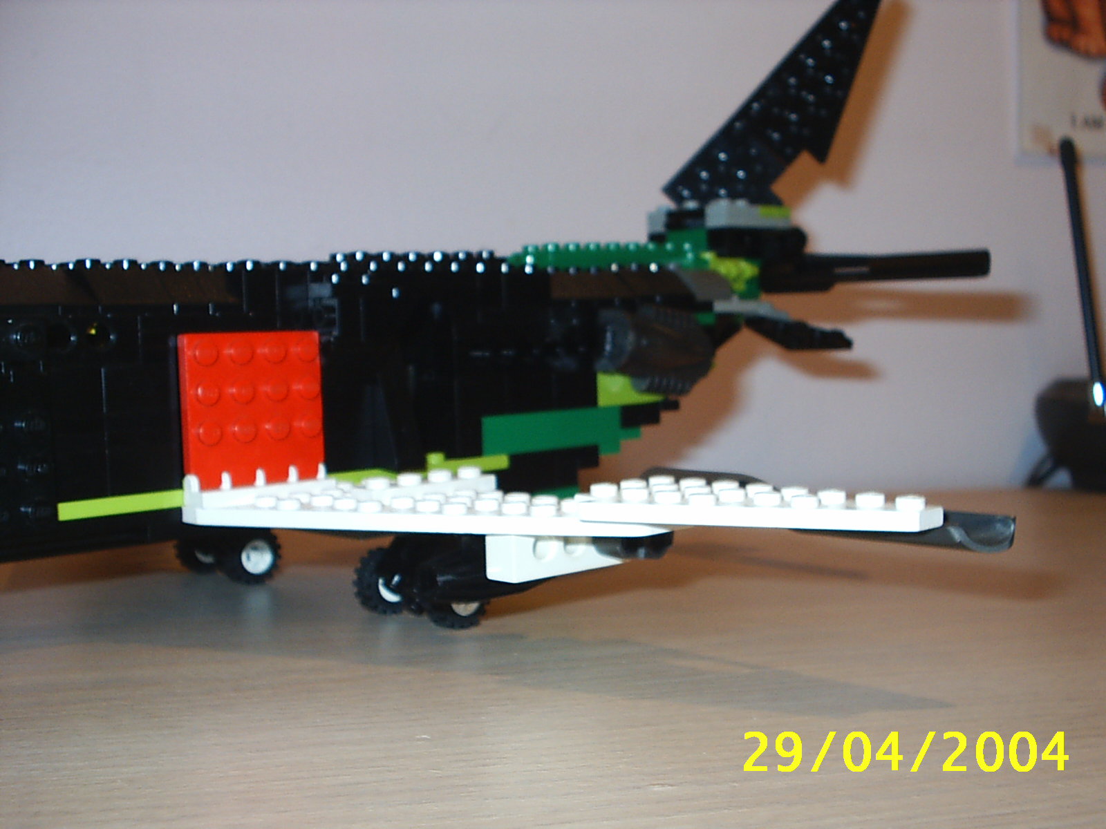 s2010003.jpg