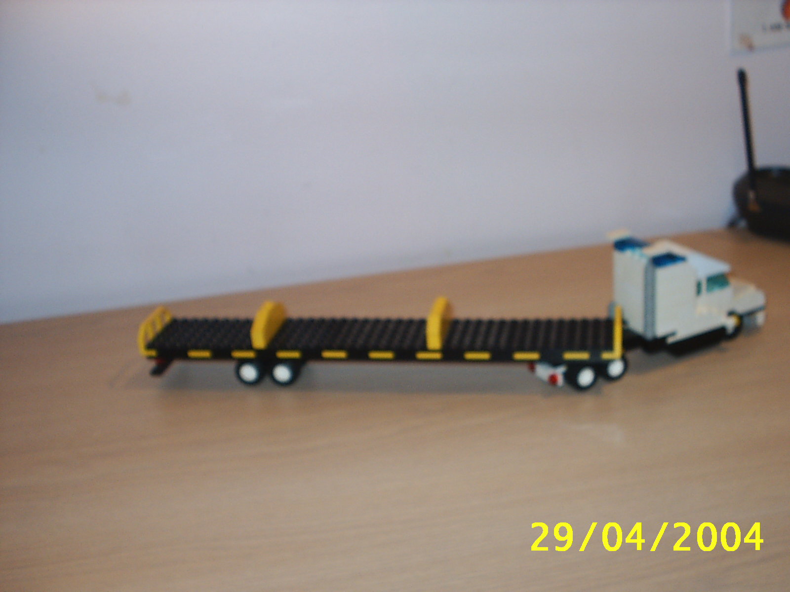 s2010002.jpg