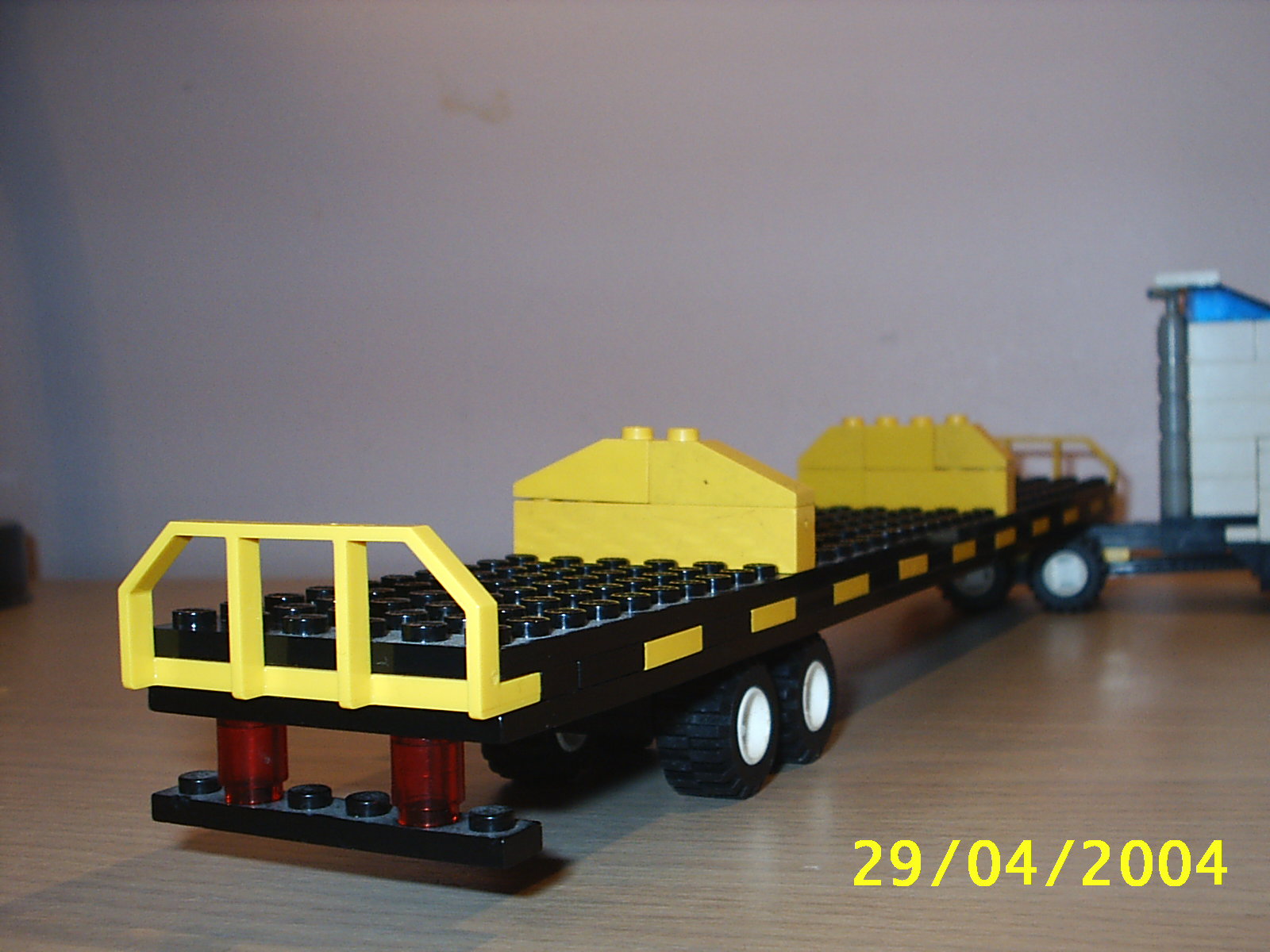 s2010003.jpg