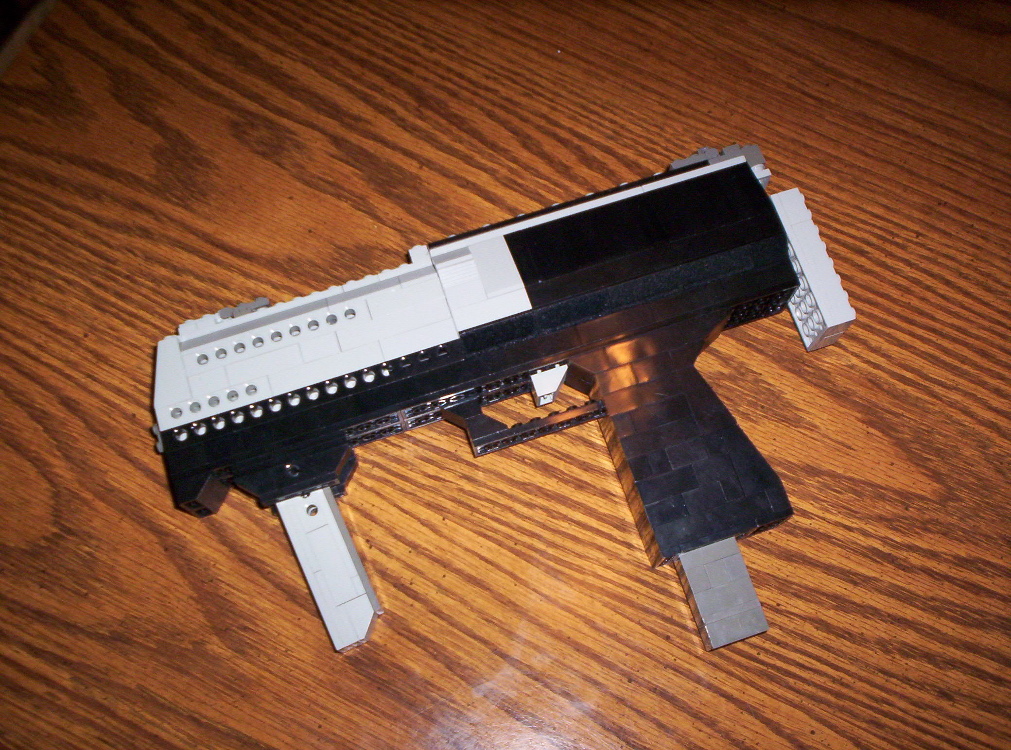 mp7_1.jpg