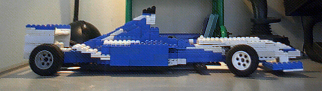 f12003-3.jpg