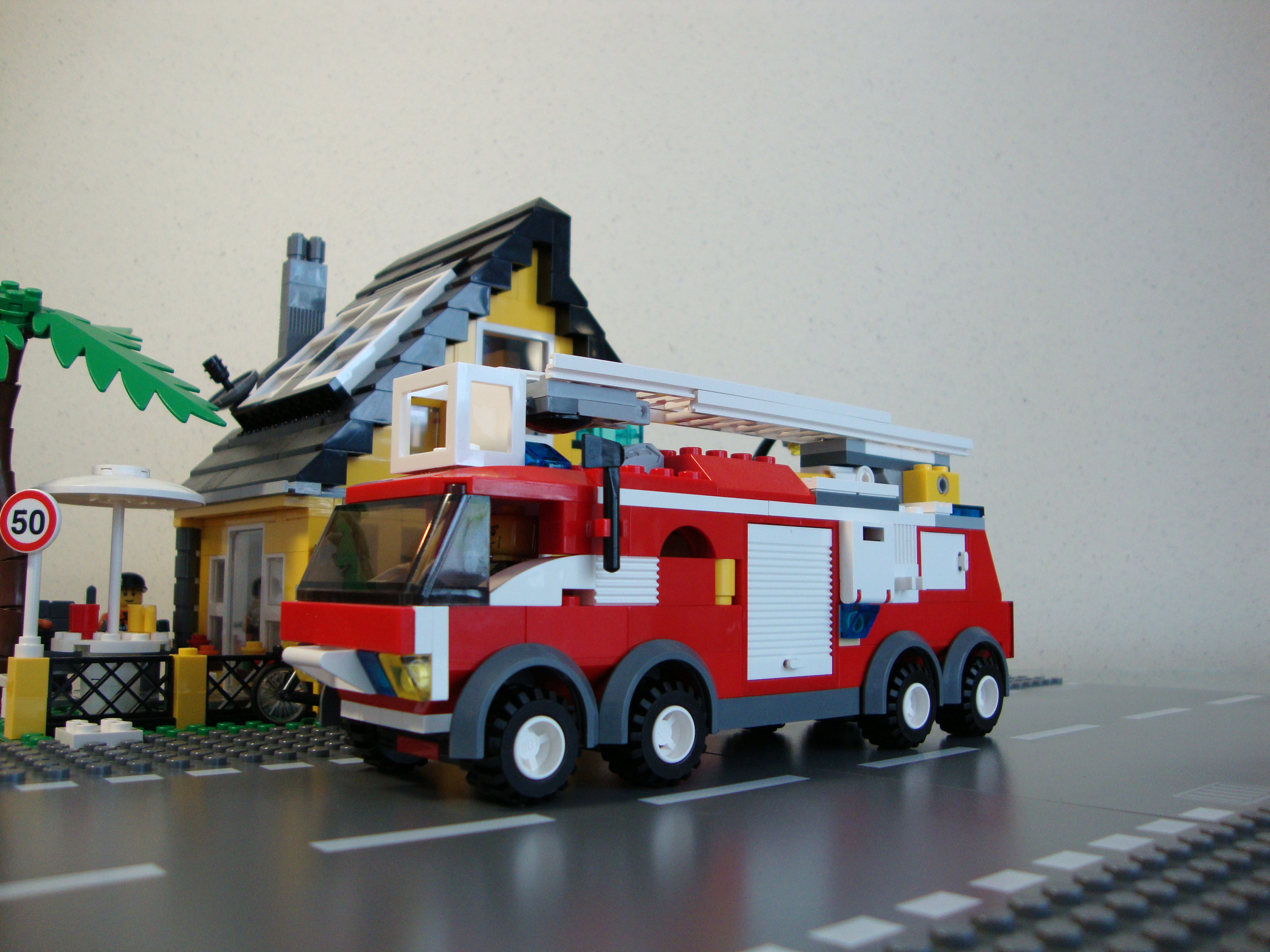 fire-truck-02.jpg