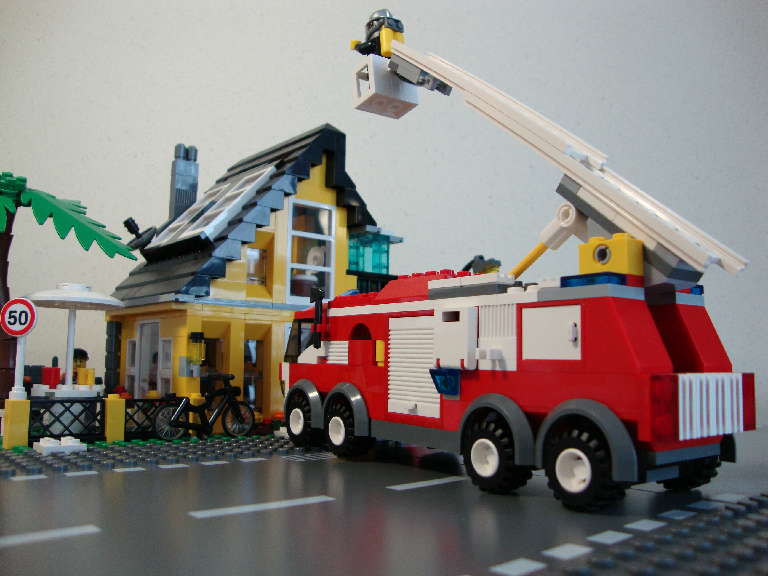 fire-truck-03.jpg