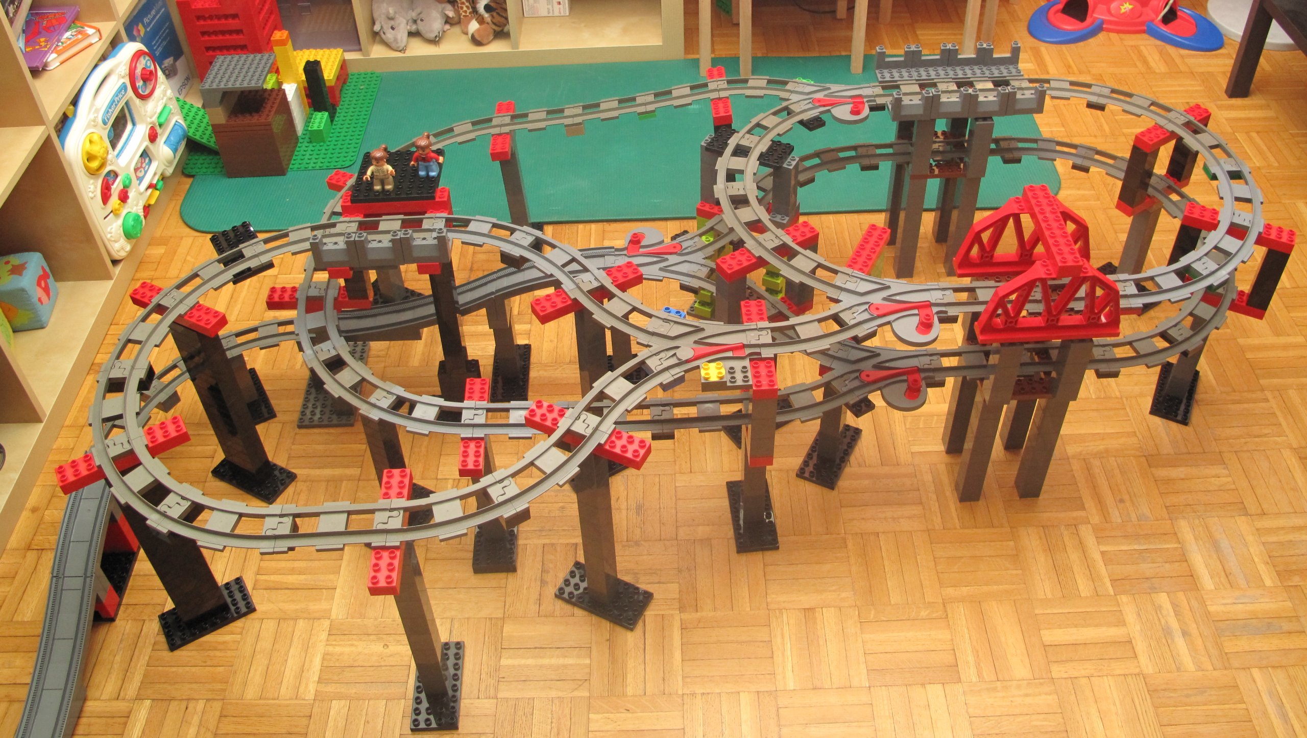 duplo-train-design01-05.jpg