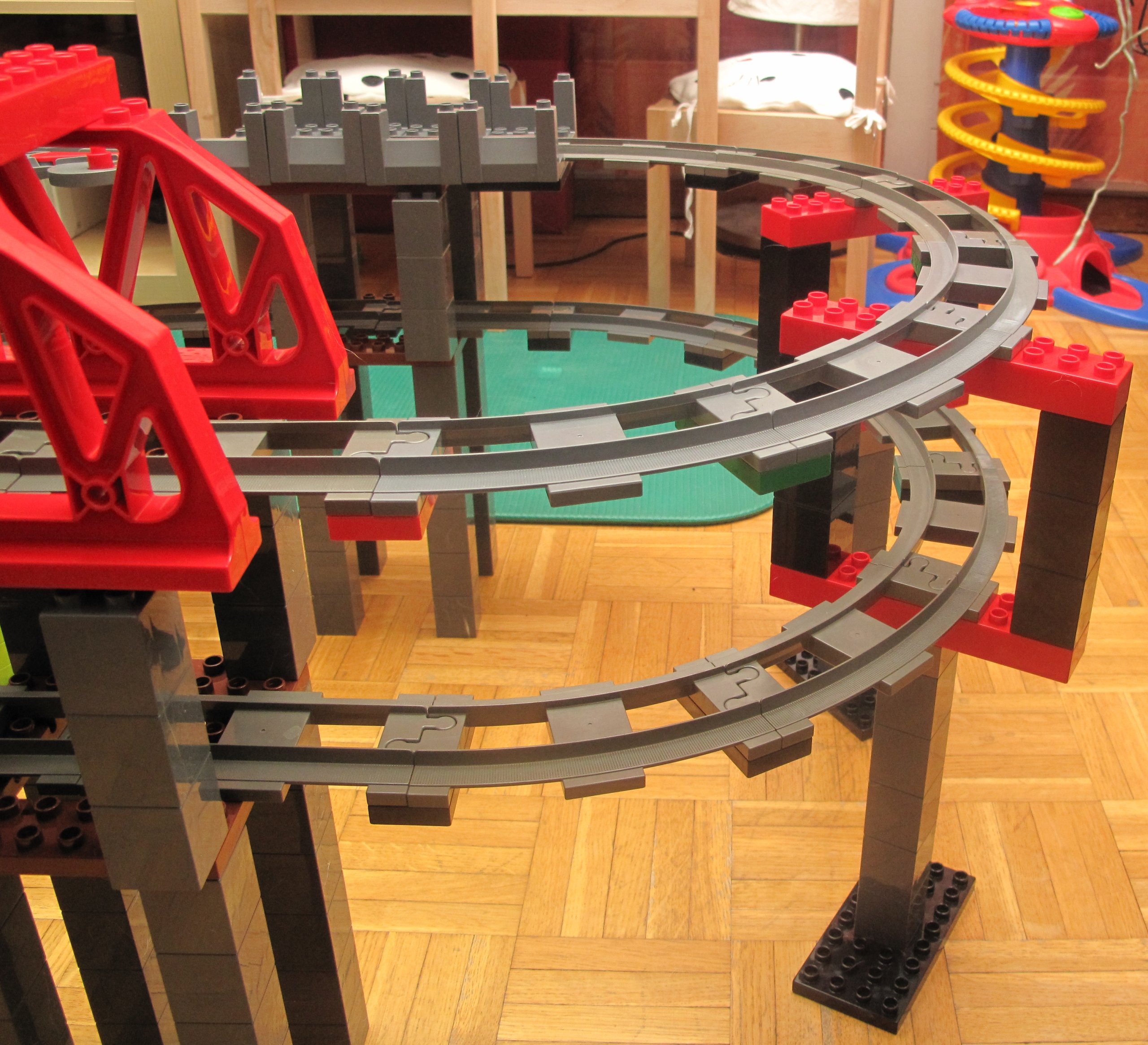 duplo-train-design01-10.jpg