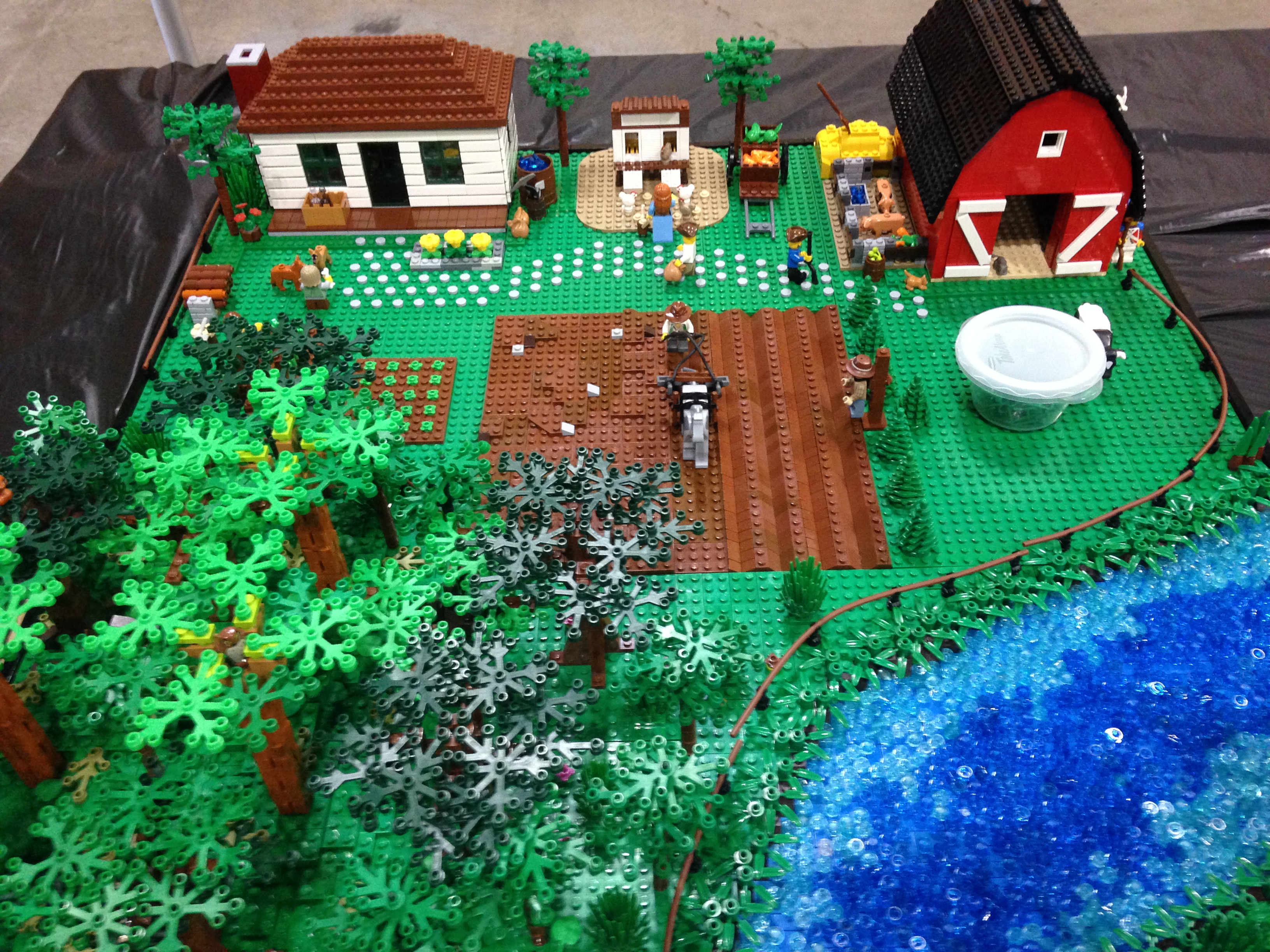 colonial-farm_18821382749_o.jpg
