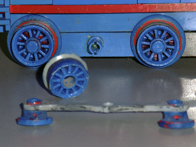 thomas6.jpg