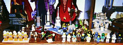 minifigscrop.jpg