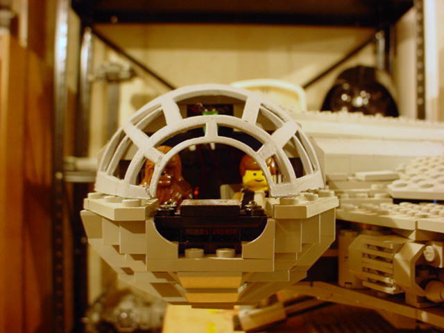 falconcockpit01.jpg