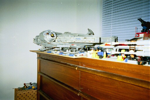 falconside0001.jpg