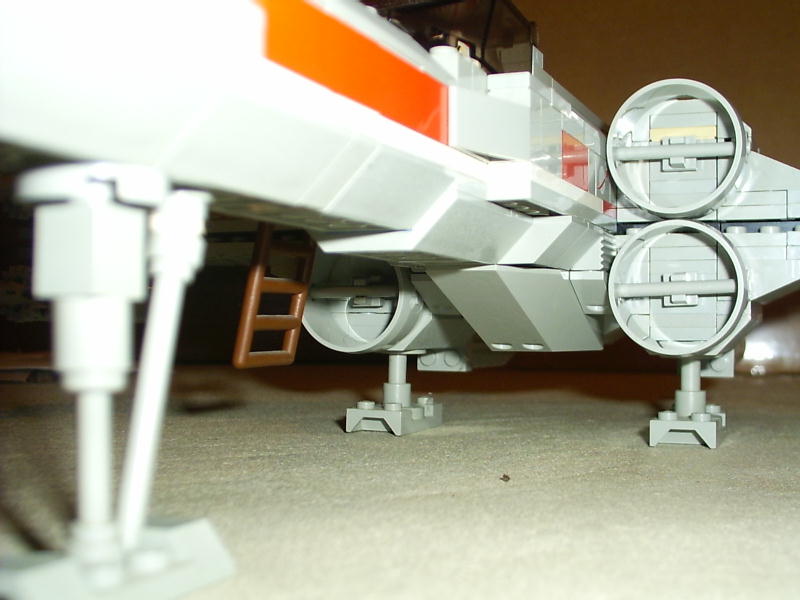 xwing42gear_detail.jpg