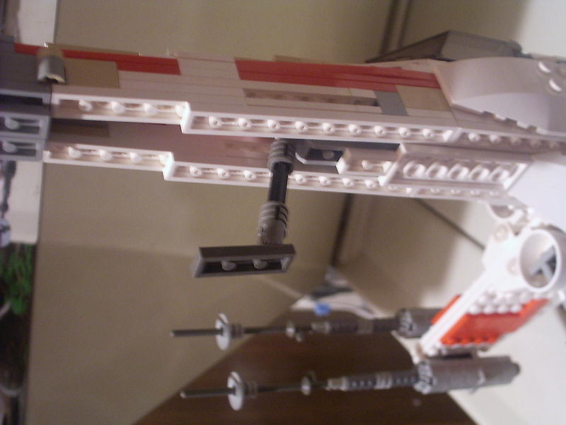 xwingmod32down.jpg