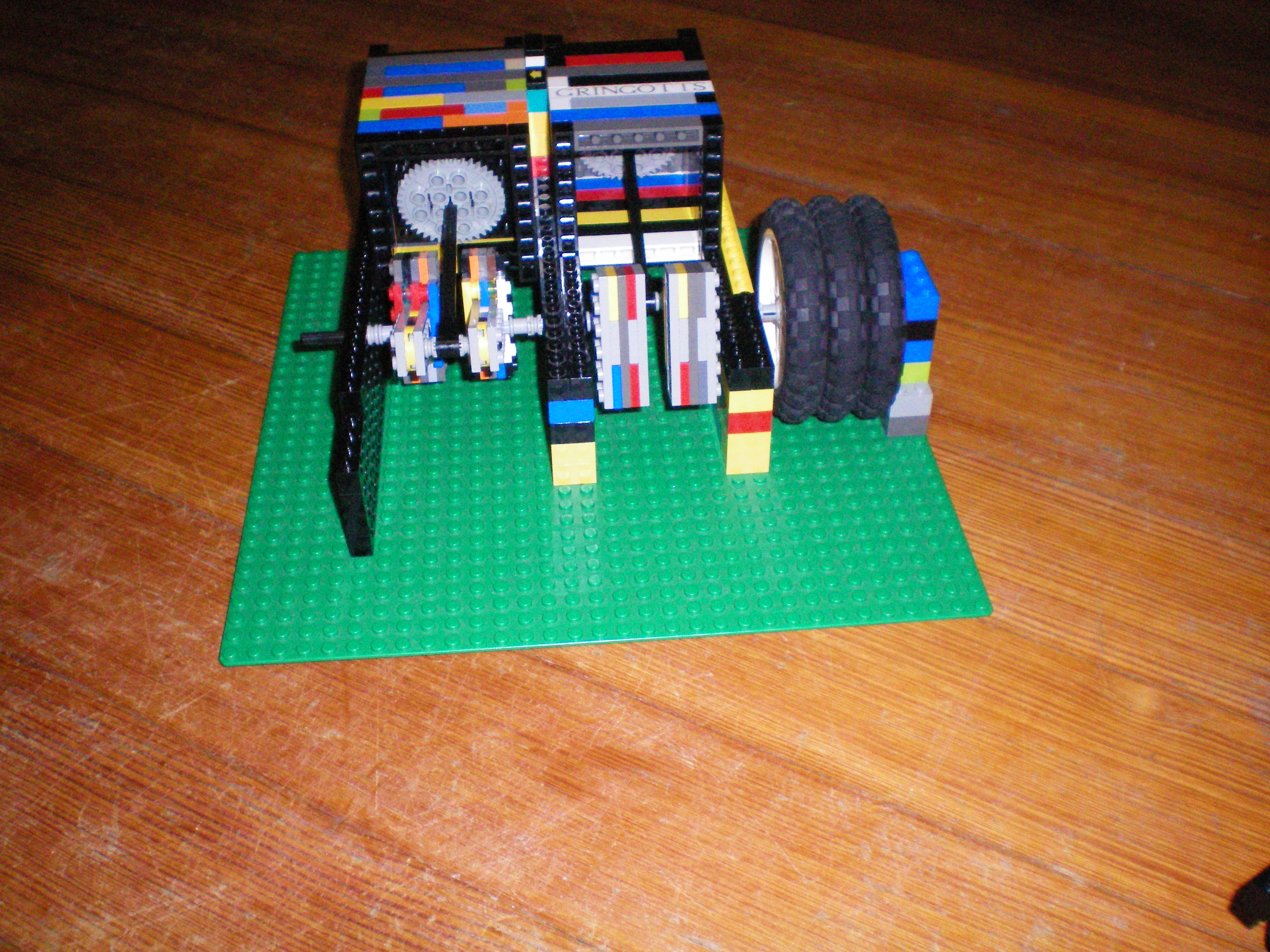 lego_vacuum_engine_2.jpg