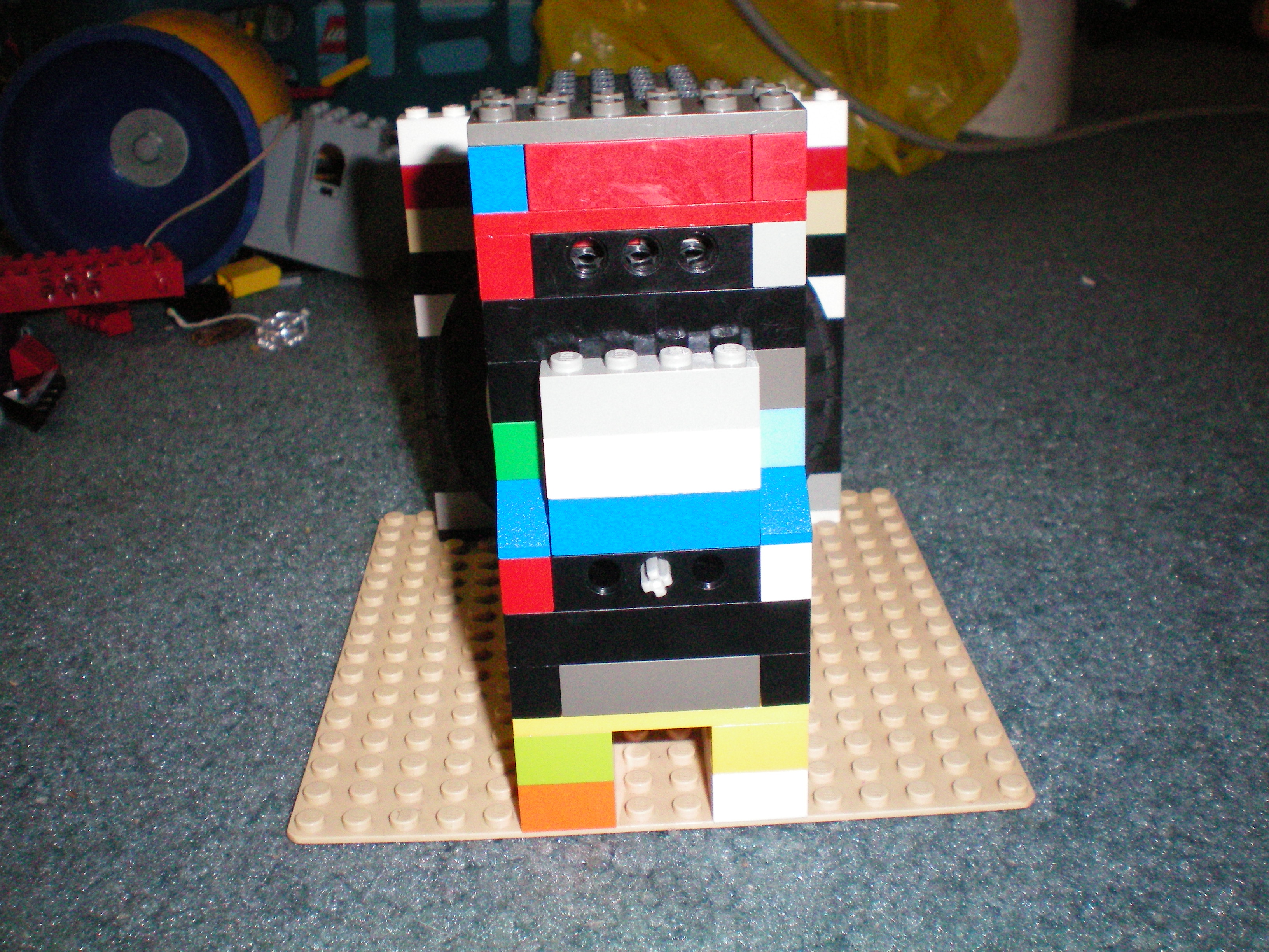lego_vacuum_engine_v4.0_front_view.jpg