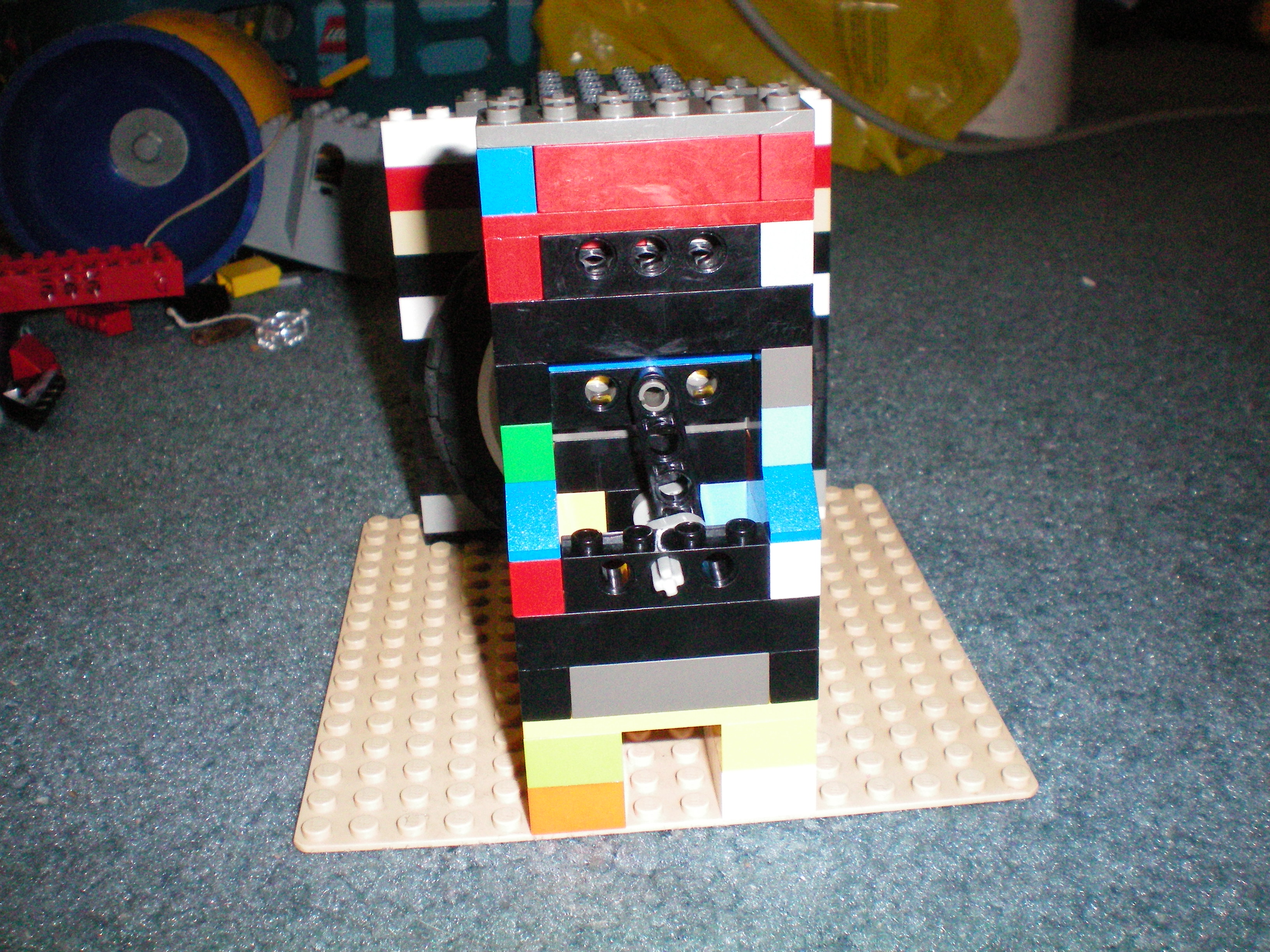 lego_vacuum_engine_v4.0_front_view_with_out_face_plate.jpg