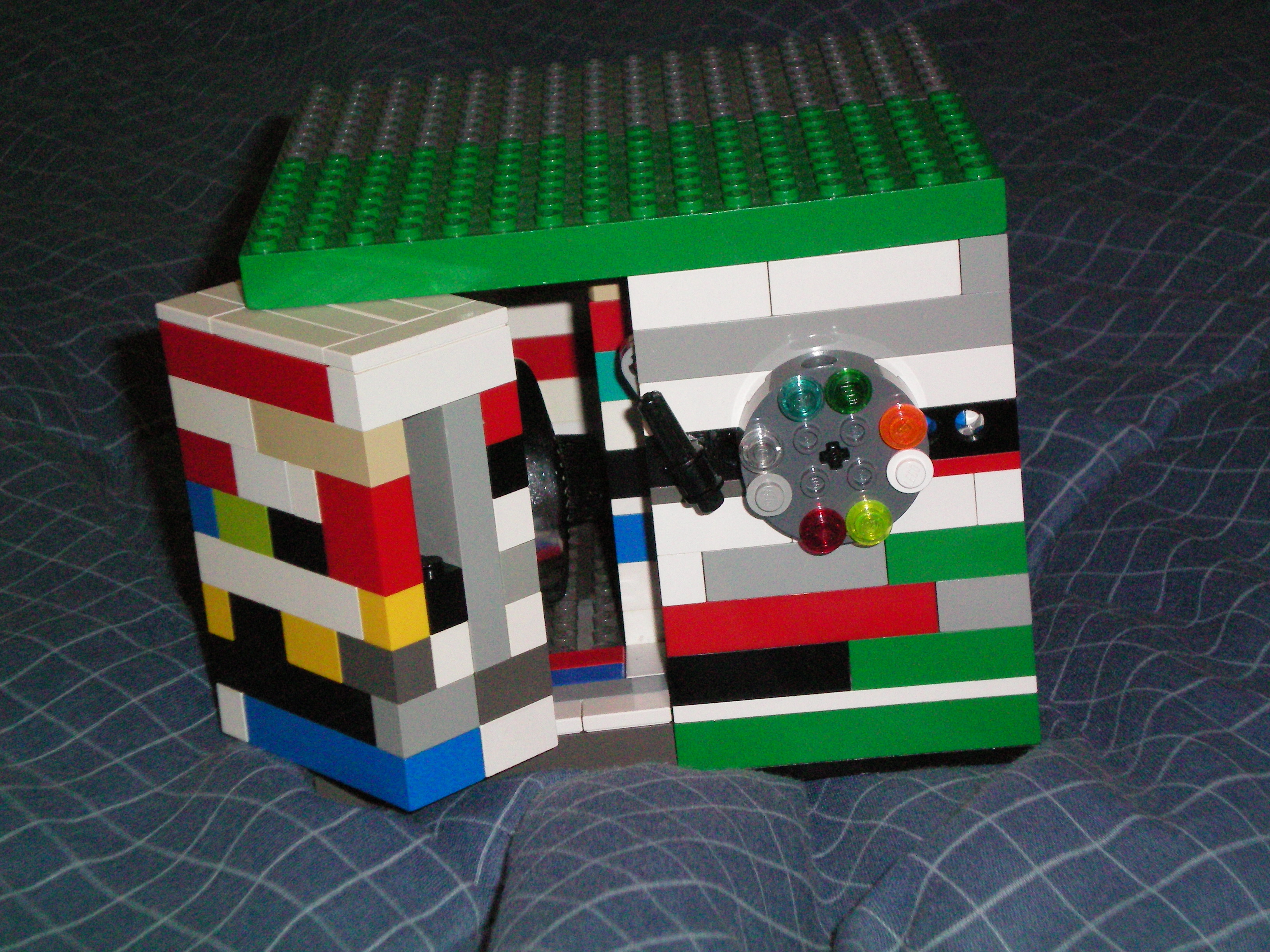 lego_combination_lock_box.jpg